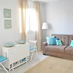 Estudio A 250 M De La Playa De Fenals